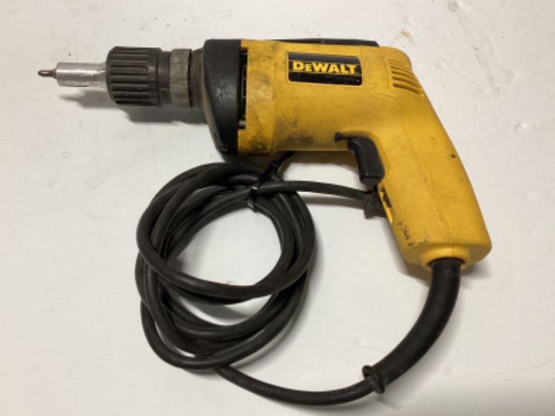 Photo 1 of DEWALT DW250 - VSR DRYWALL SCREW DRIVER