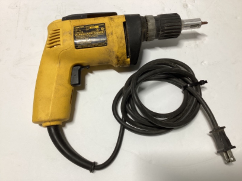 Photo 2 of DEWALT DW250 - VSR DRYWALL SCREW DRIVER