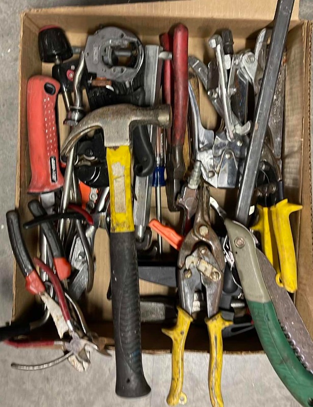 Photo 1 of MISCELLANEOUS HAND-TOOLS 