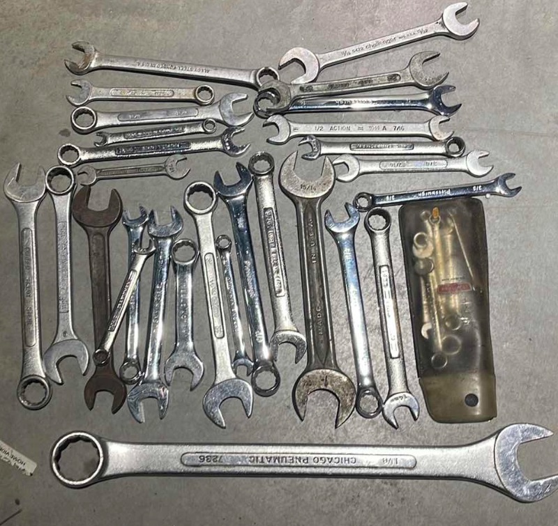 Photo 1 of CRAFTSMAN WRENCHES & MORE