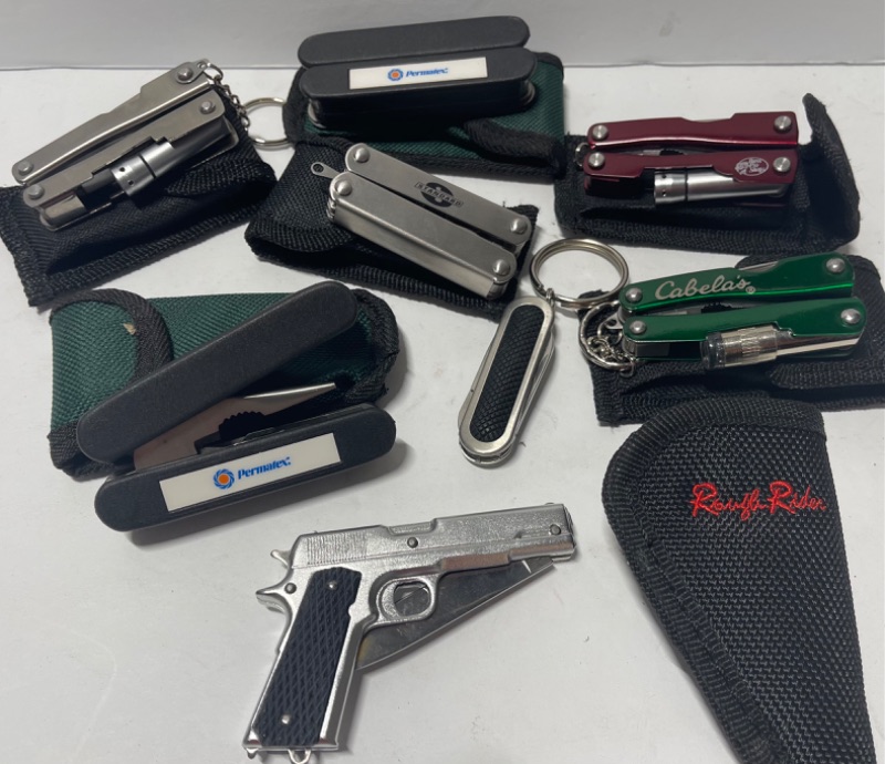 Photo 1 of COLLECTION OF UTILITY KNIFES