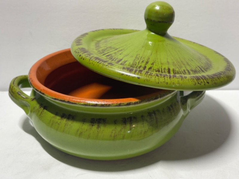 Photo 1 of DE SILVA GREEN GLAZE TERRACOTTA BAKING DISH MADE IN ITALY WITH VINTAGE MUSHROOM WALL ART