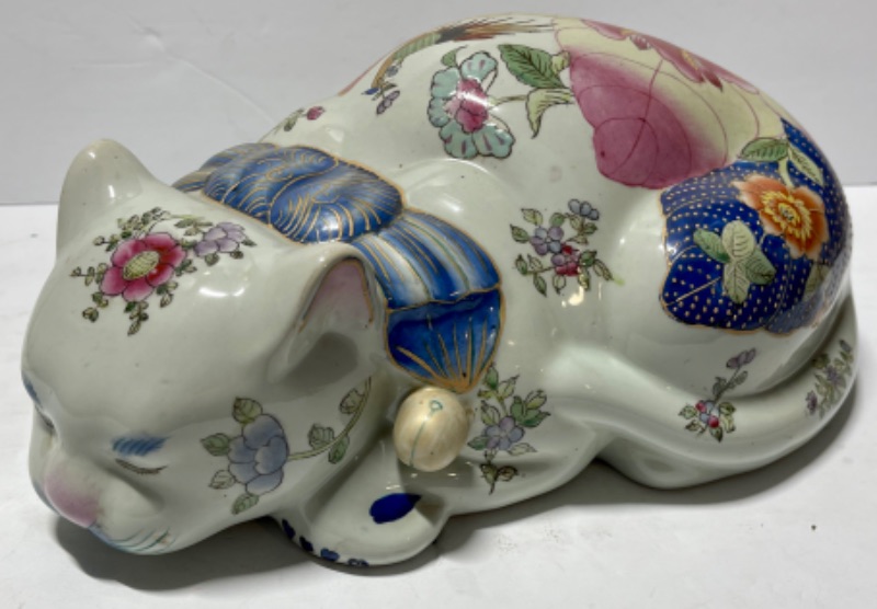 Photo 3 of VINTAGE CHINESE SLEEPING CAT ENAMEL HAND PAINTED PORCELAIN