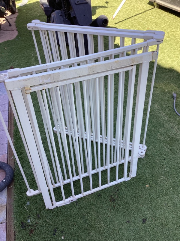 Photo 1 of ADJUSTABLE GATES - 6 PANELS