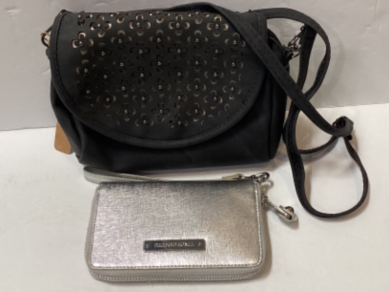 Photo 2 of JUSTIN TAYLOR SMALL BLACK HANDBAG & VINCE CAMUTO WRISTLET