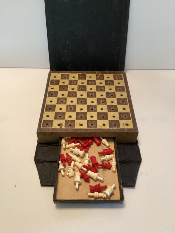 Photo 1 of VINTAGE S. LOWE BOOKSHELF CHESS GAME