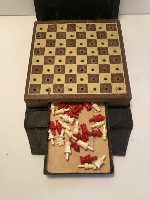 Photo 3 of VINTAGE S. LOWE BOOKSHELF CHESS GAME