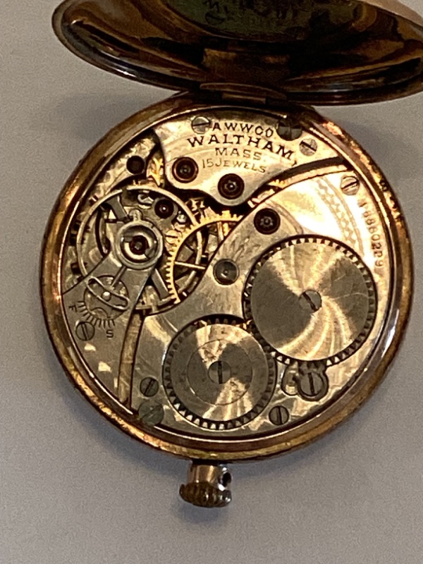 Photo 2 of 14K GOLD WALTHAM MASS 15 JEWELS POCKET WATCH