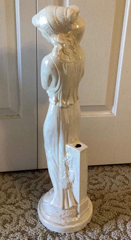 Photo 3 of VINTAGE POMONA STATUE - HANDCRAFTED, 1975 - CAN BE CONVERTED TO LAMP COMES WITH SHADE 
