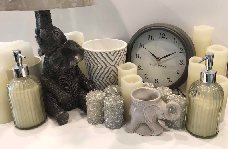 Photo 2 of HOME DÉCOR INCLUDES UNIQUE ELEPHANT LAMP AND MUCH MORE 