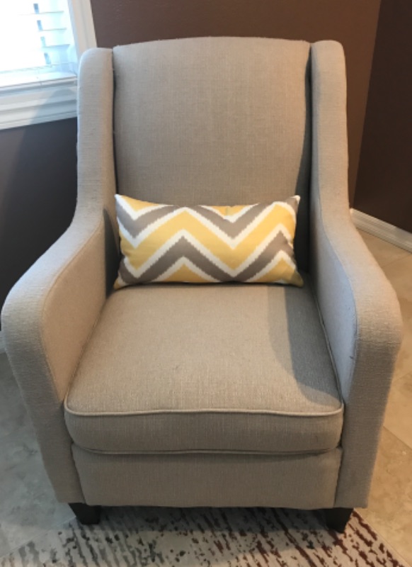 Photo 2 of JAYDEN BEIGE ACCENT CHAIR WITH NAIL HEAD TRIM - FEW MINOR SNAGS ON BACK OF CHAIR SEE PHOTOS / MORE OF THIS COLLECTION IN AUCTION