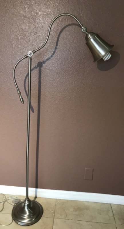 Photo 4 of LUMISOURCE ARCHED METAL FLOOR LAMP