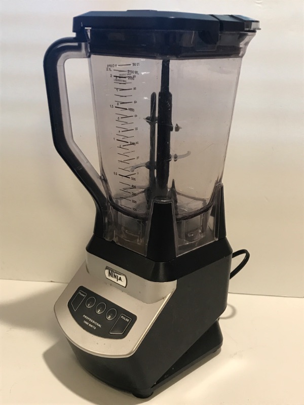 Photo 3 of NINJA XL PROFESSIONAL BLENDER