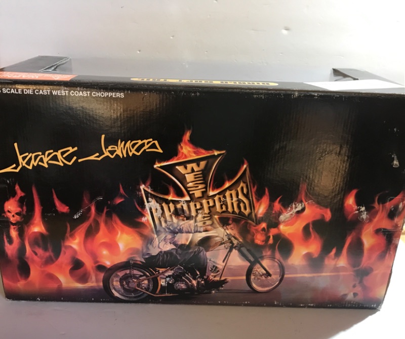 Photo 1 of MUSCLE MACHINES WEST COAST CHOPPERS JESSEE JAMES EDITION