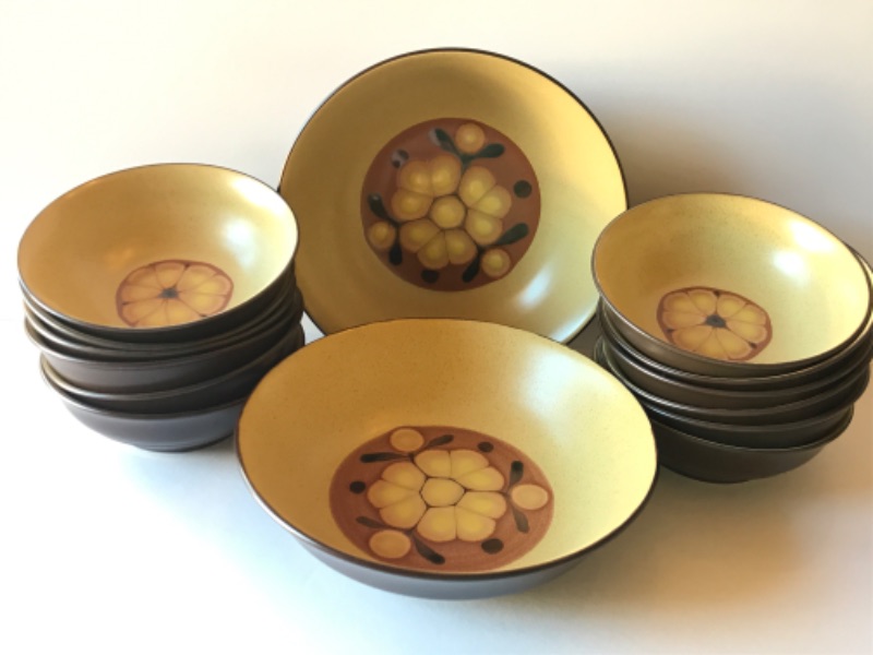 Photo 1 of NORITAKE FOLKSTONE SAFARI BOWLS AND 2 SERVINGS BOWLS MORE OF THIS COLLECTION IN AUCTION 