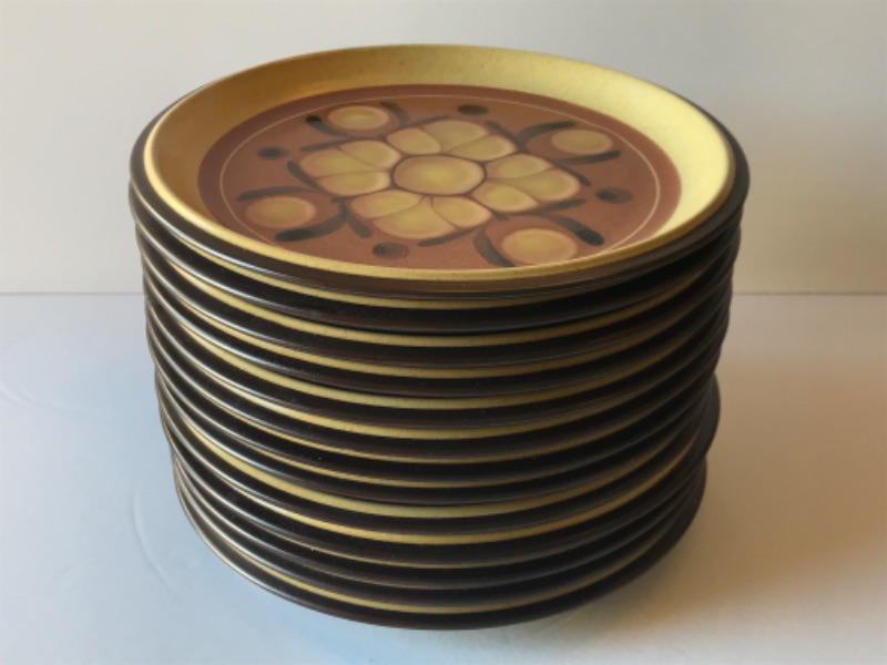 Photo 2 of NORITAKE FOLKSTONE SAFARI LUNCH PLATES SET OF 12 - MORE OF THIS COLLECTION IN AUCTION 