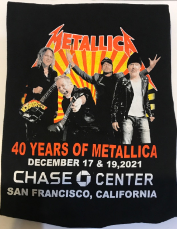 Photo 1 of METALLICA “40 YEARS OF METALLICA” CONCERT T-SHIRT SIZE XL