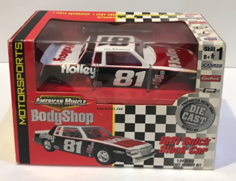 Photo 2 of MUSCLE MACHINES DIE CAST COLLECTABLES 1981 BUICK STOCK CAR 1:24 SCALE MODEL CAR KIT AND MORE