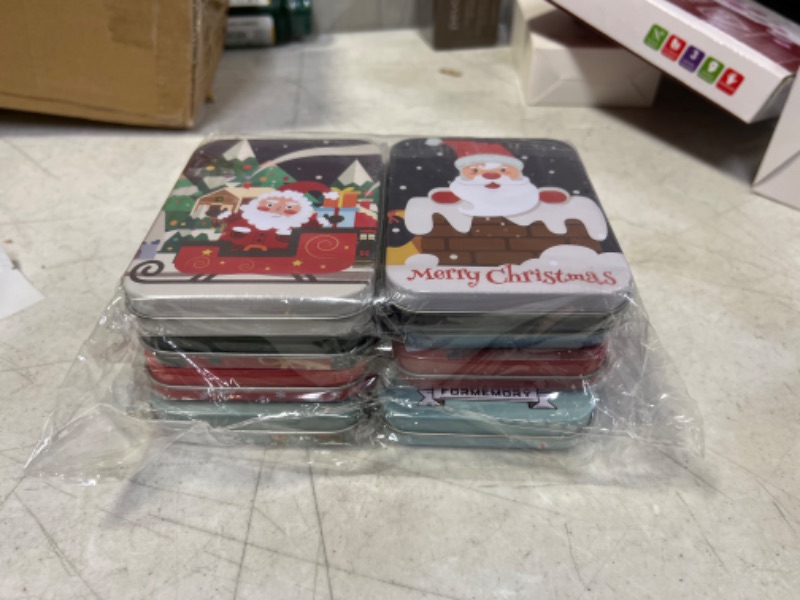 Photo 2 of 8Pcs Christmas Gift Card Tin Holder, Colorful Christmas Gift Card Tin Boxes 4.3" x 3.1" x 0.6" for Christmas Party Favors Supplies with Greeting Card (Color-2)
