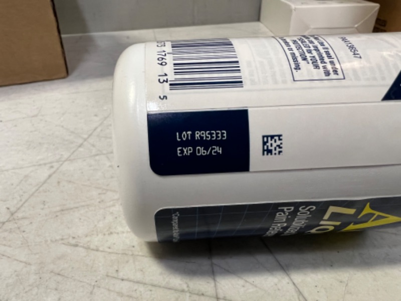 Photo 3 of Advil Liqui-Gels minis Pain Reliever and Fever Reducer, Pain Medicine for Adults with Ibuprofen 200mg for Pain Relief - 200 Liquid Filled Capsules -- Best Before JUN 2024