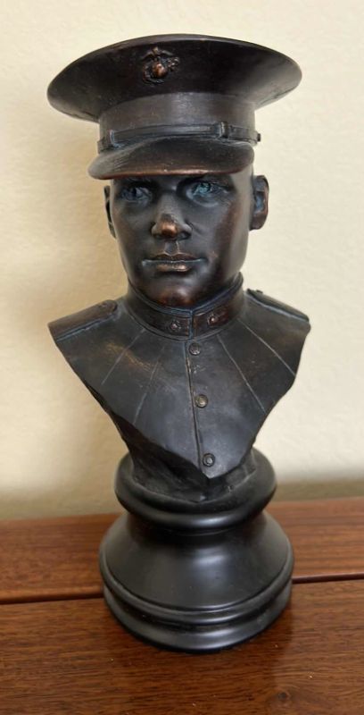 Photo 1 of BRONZE BUST AMERICAN HEROS NUMBERED “THE MARINE” 2 / 0112 H 9.75”