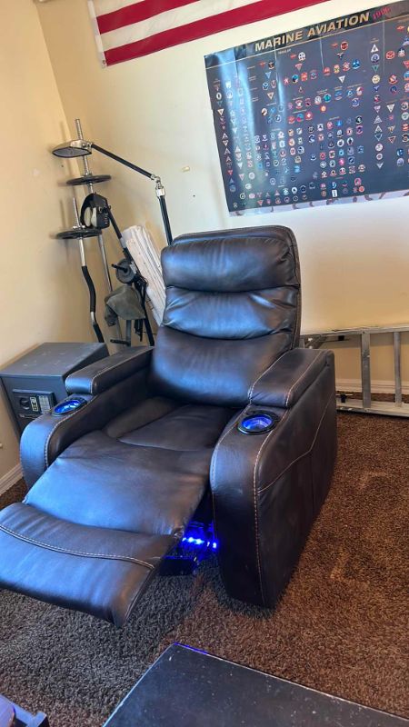 Photo 8 of LIGHT UP ELECTRIC RECLINING THEATRE LOUNGE CHAIR