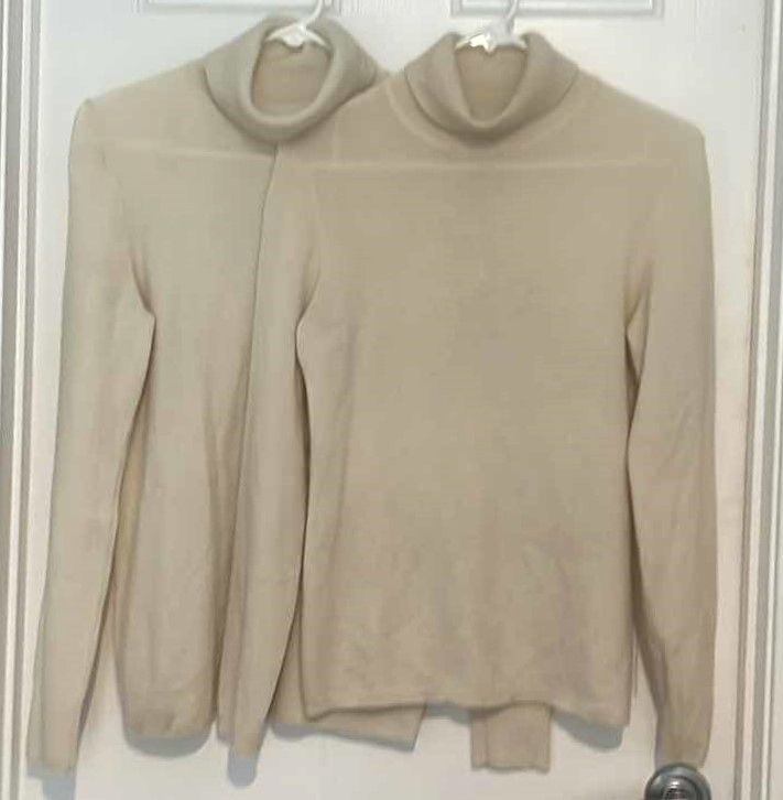 Photo 1 of 2 - WOMENS IVORY 100% CASHMERE TURTLENECK SWEATERS SIZE MED