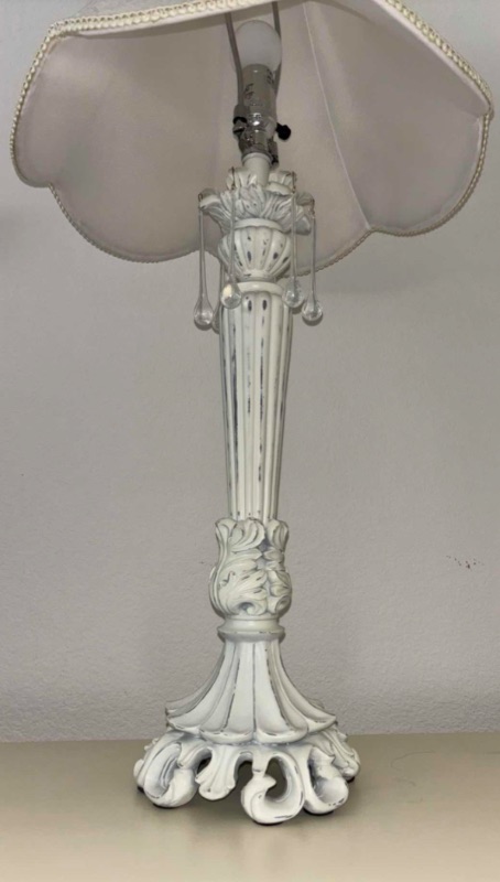 Photo 1 of KATHY IRELAND CHATEAU DE BORDEAUX LARGE 32” TABLE LAMP