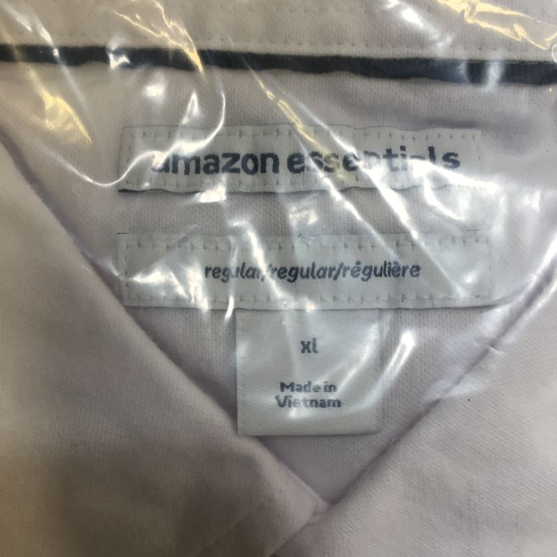 Photo 1 of Amazon Essentials Men's Regular-Fit Short-Sleeve Pocket Oxford Shirt---(XL)
