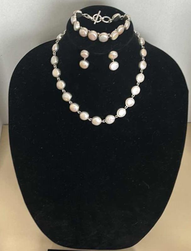 Photo 1 of GORGEOUS STERLING SILVER WITH FRESH WATER PEARLS FINE JEWELRY COLLECTION