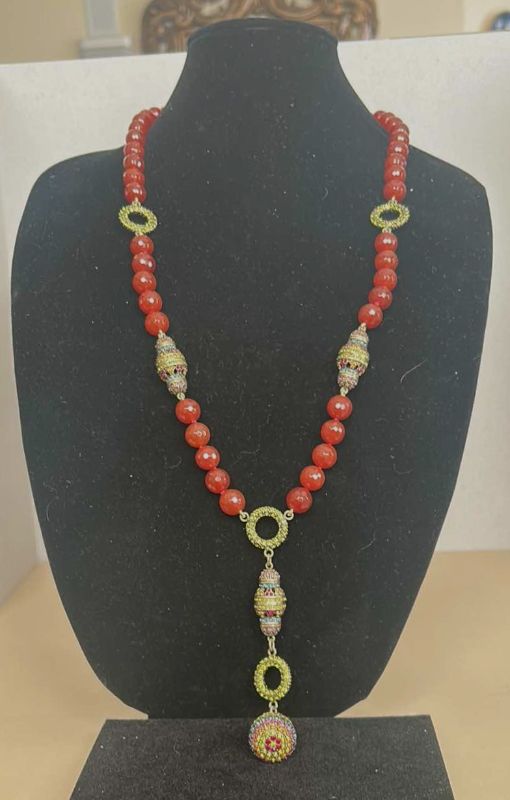 Photo 1 of FASHION JEWELRY - BEADED AND CRYSTAL NECKLACE