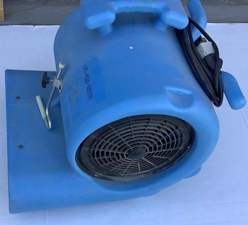 Photo 1 of 3 SPEED AIR MOVER