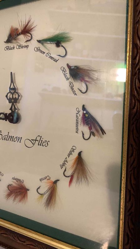 Photo 2 of SALMON FLIES CLOCK