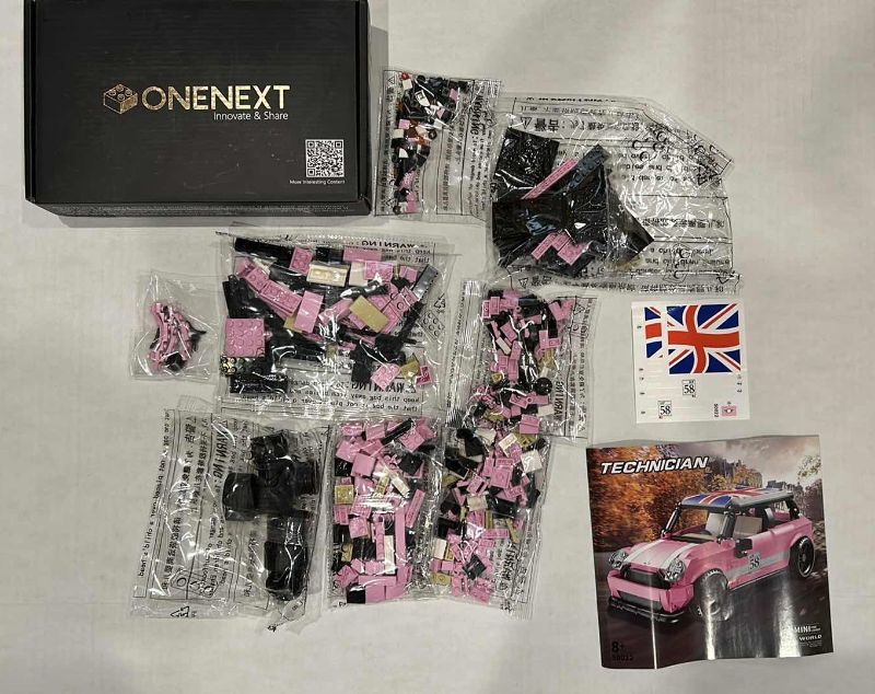 Photo 1 of ONENEXT BUILDING BLOCK PINK CAR SET COMPLETE