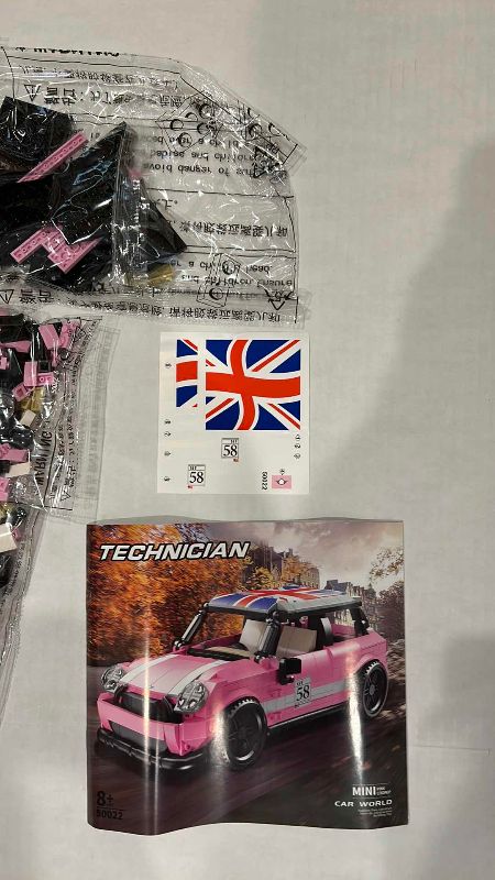 Photo 2 of ONENEXT BUILDING BLOCK PINK CAR SET COMPLETE