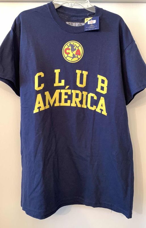 Photo 1 of SOCCER MEXICO CLUB AMERICA OFFICIAL JERSEY MENS MEDIUM WITH HOLOGRAM