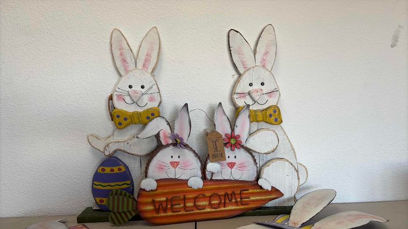 Photo 1 of 6-PCS EASTER DECORATIONS