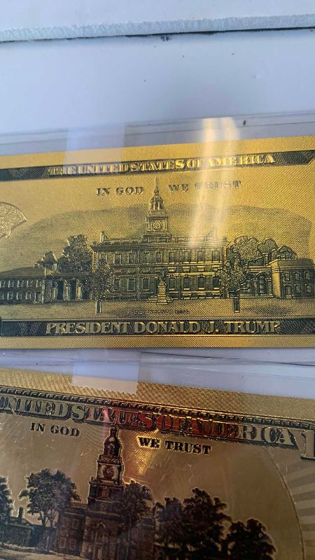 Photo 4 of SET OF THREE U.S. 100 DOLLAR BILLS GOLD TONED TRUMP