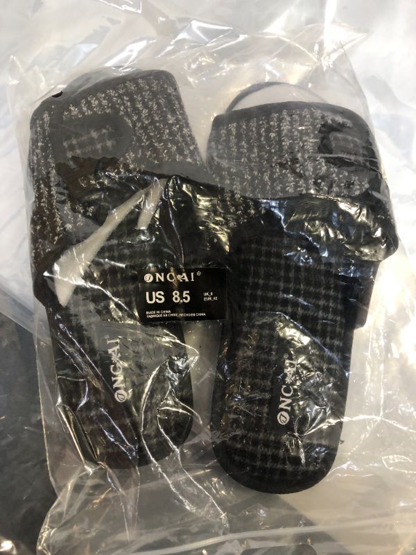 Photo 1 of ONCAI Men's Cozy Memory Form Slippers Open Toe Slides With Comfort Arch Support For Men SIZE 8.5