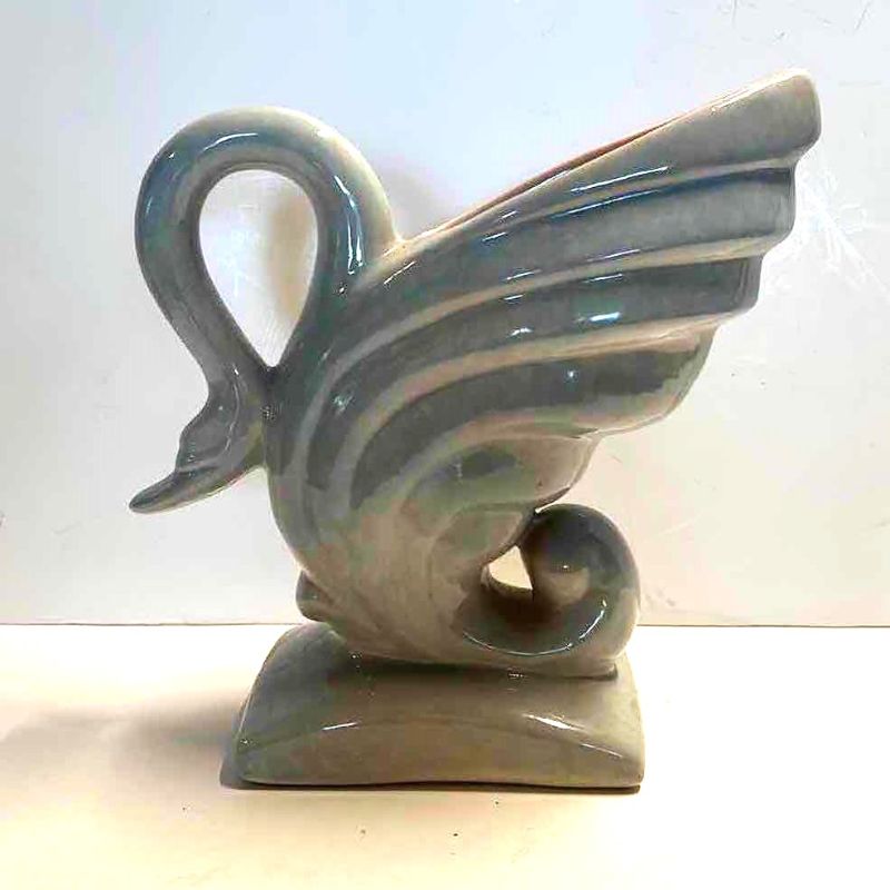 Photo 1 of CERAMIC GLAZED SWAN VASE / PLANTER 10” x 10”