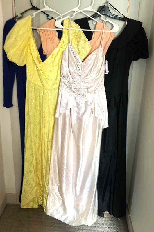 Photo 1 of LONG DRESS ASSORTMENT SIZES L XL