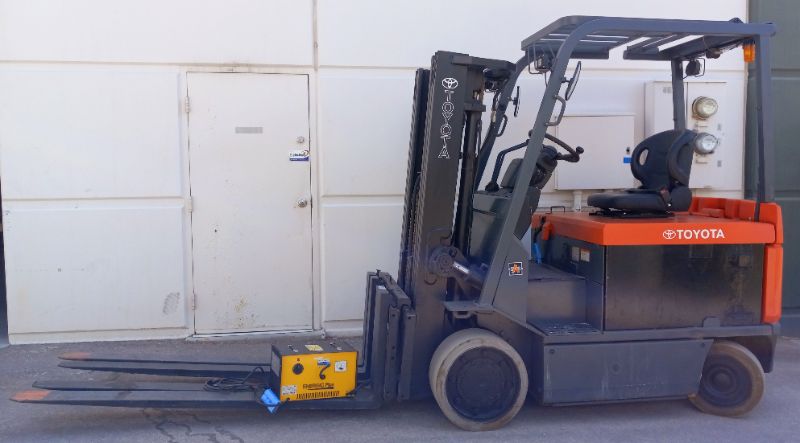 Photo 1 of TOYOTA ELECTRIC FORKLIFT TRUCK MODEL
7FBCU35 8000LB CAPACITY YEAR 2020 48VOLT W 4 LONG FORKS & ENERGIC PLUS BATTERY CHARGER NG-TSSM120-12_48-050 OUTPUT DC 12/24/36/48V 