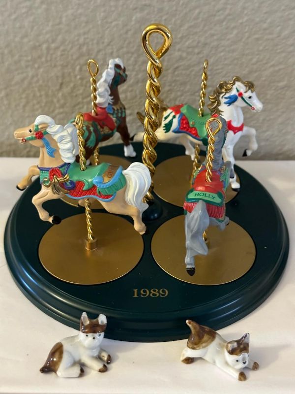 Photo 3 of 7-HOME DECOR (LARGE CAROUSEL 6” X H4.5”)