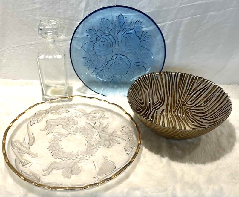 Photo 1 of KITCHEN ASSORTMENT 4 GLASS PIECES- 2 PLATTERS, GOLD AND IVORY BOWL AND DECANTER