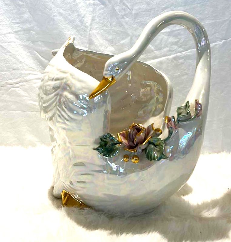 Photo 1 of VINTAGE IRIDESCENT IVORY PORCELAIN SWAN WITH GOLD MADE IN ITALY  15” x 12”