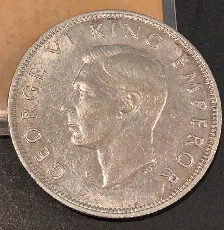 Photo 1 of 1941 NEW ZEALAND 1/2 CROWN 