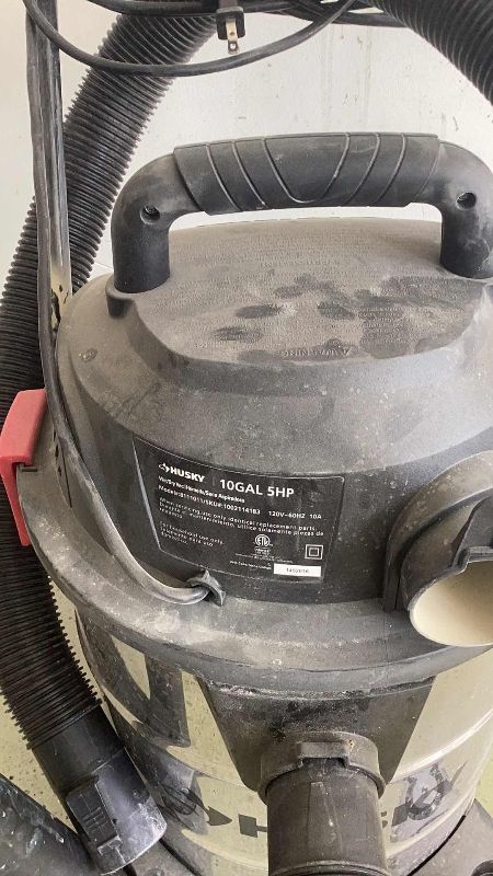 Photo 2 of HUSKY 10 GALLON 5 HP SHOP VACUUM