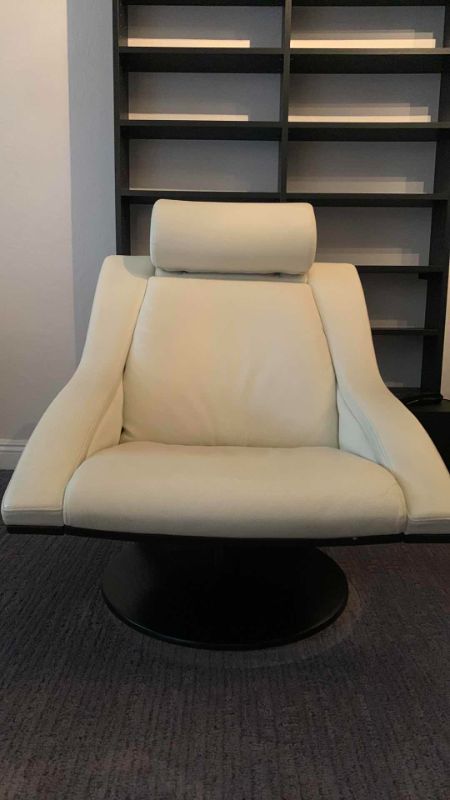 Photo 3 of MODERN DESIGNER CREAM LEATHER SWIVEL LOUNGE CHAIR W MATCHING OTTOMAN