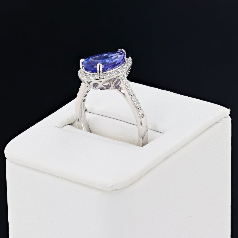 Photo 3 of  18K WHITE GOLD  2.46ct TANZANITE AND 0.35ctw DIAMOND RING W CERTIFIED APPRAISAL (APPROX. SIZE 6.5)   RN029772

