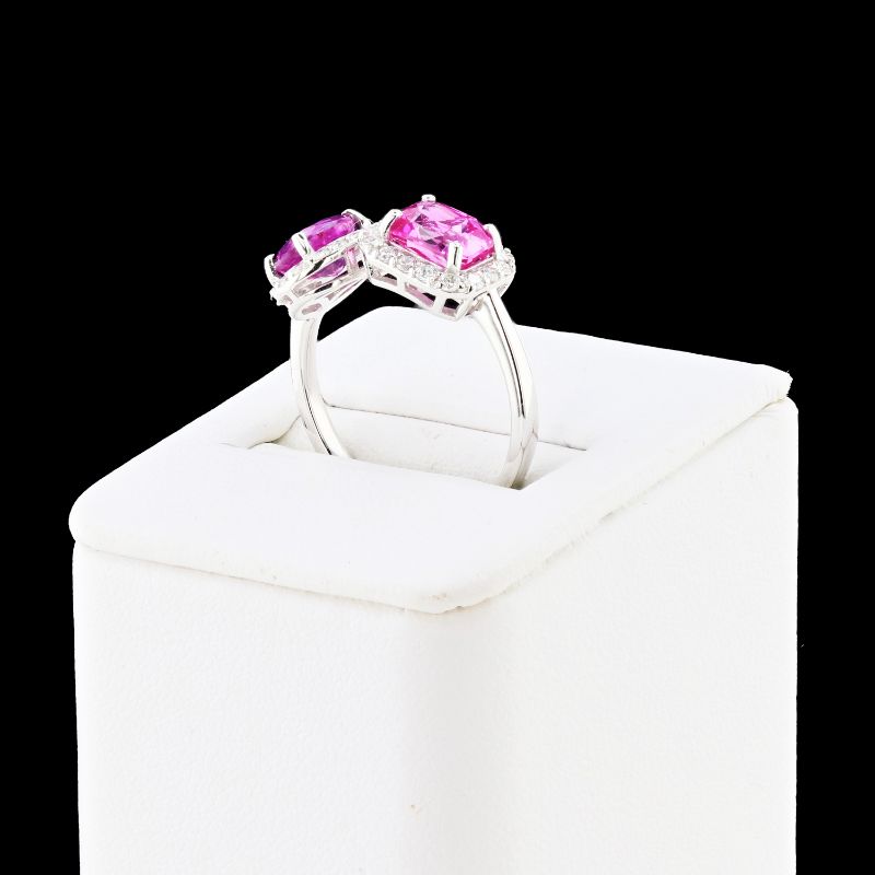 Photo 3 of  18K WHITE GOLD 2.73ctw PINK SAPPHIRE AND 0.36ctw DIAMOND RING W CERTIFIED APPRAISAL (APPROX. SIZE 6.5)  RN032576